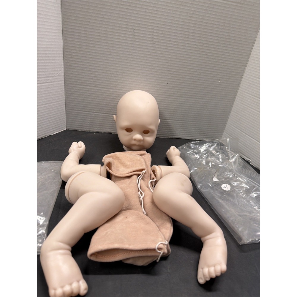 RARE BOUNTIFUL BABY COOPER KIT  w/ BODY W/PLUGS.  Read Description/Pictures